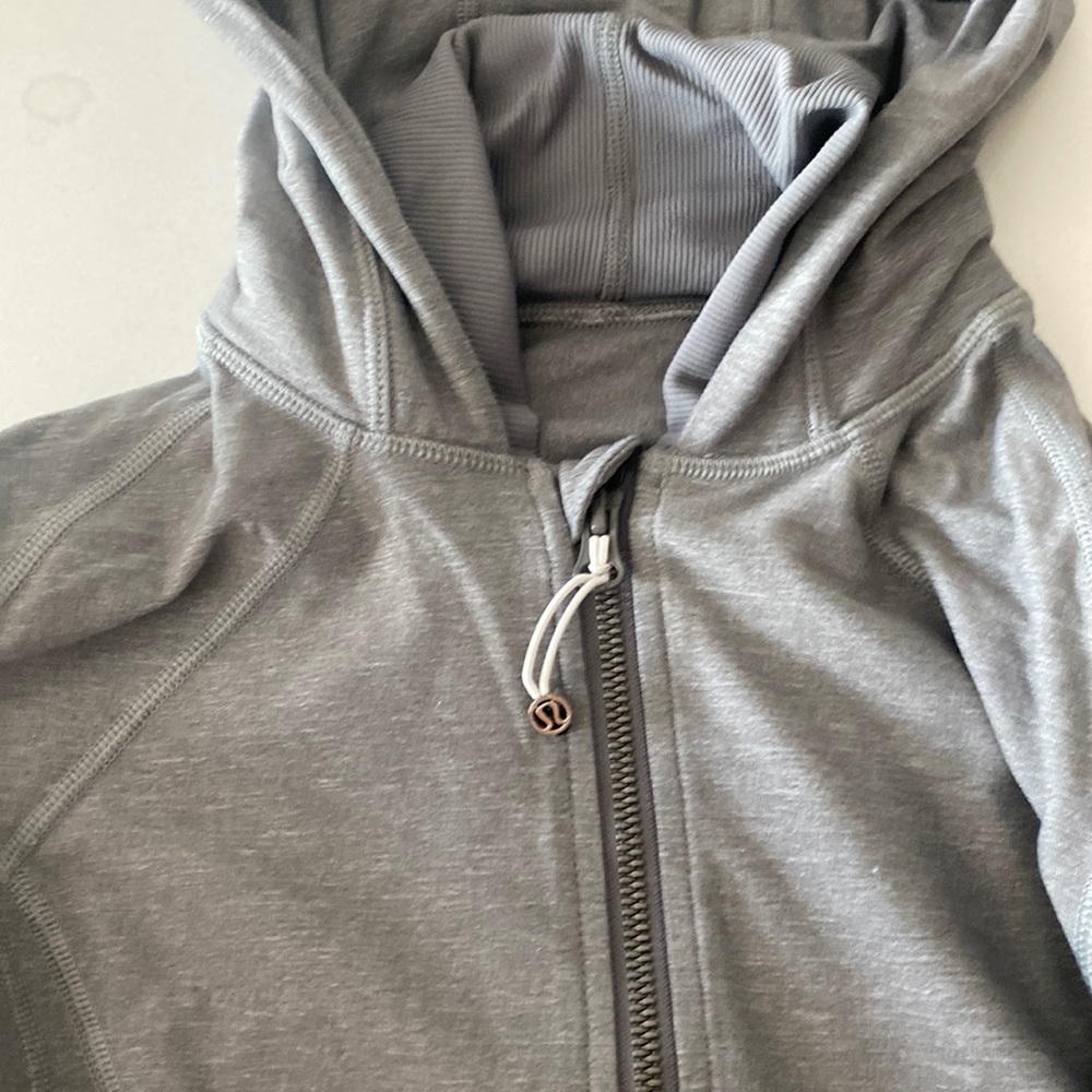 Gray mid thigh length lulu lemon hoodie - light material